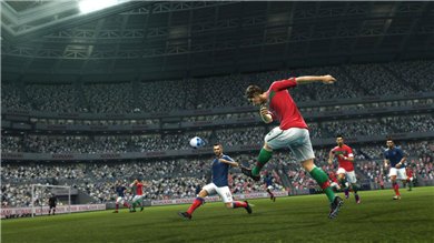 Шесть скриншотов PES 2012