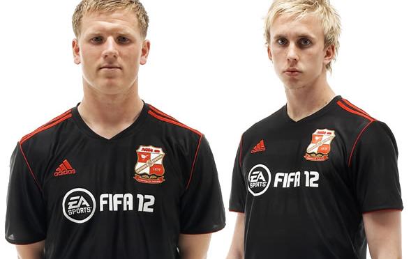 FIFA 12 спонсор команды Swindon Towns